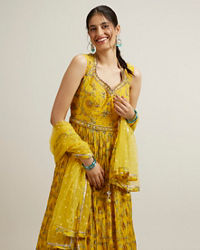Mohey Women Mustard Yellow Bel Buti Patterned Anarkali Suit
