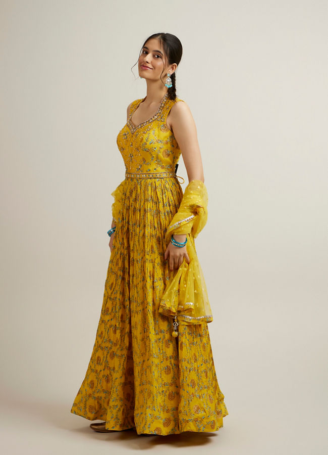 Mohey Women Mustard Yellow Bel Buti Patterned Anarkali Suit