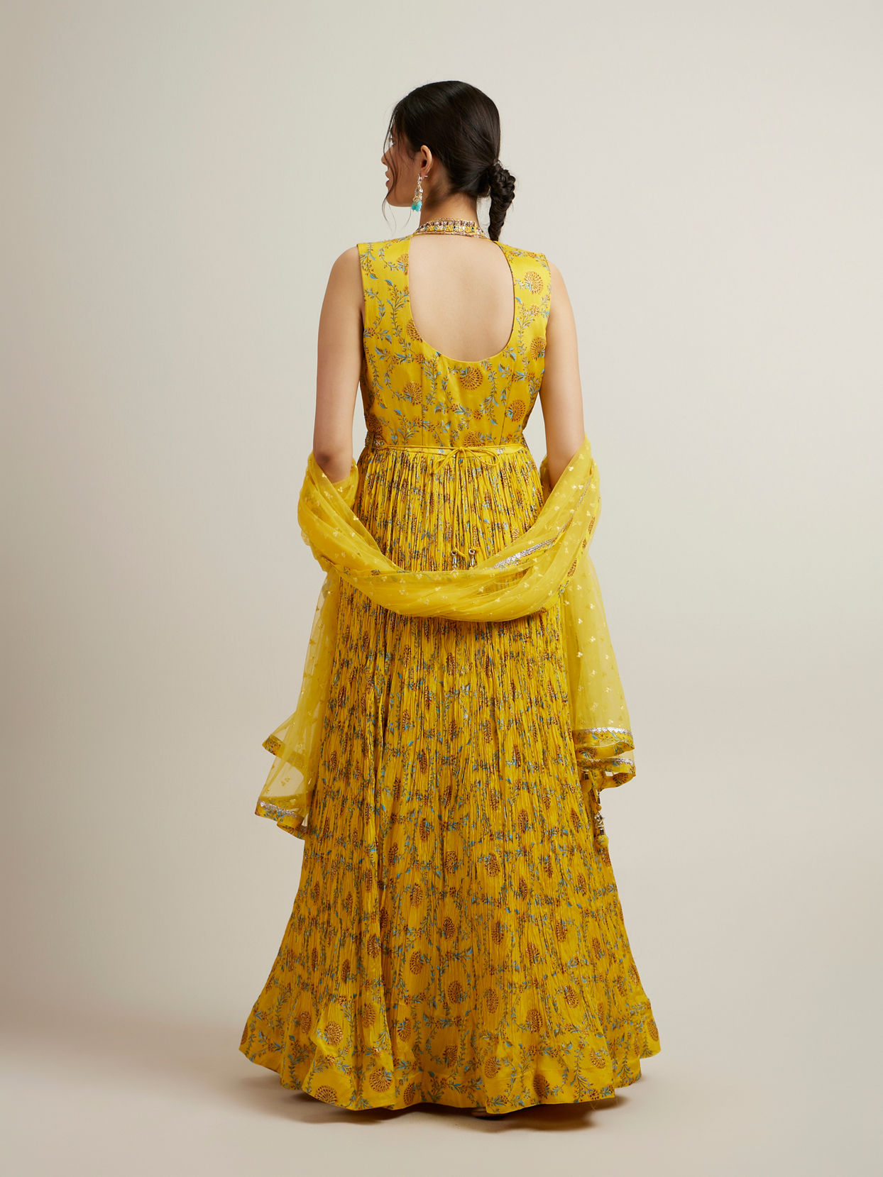 Mohey Women Mustard Yellow Bel Buti Patterned Anarkali Suit