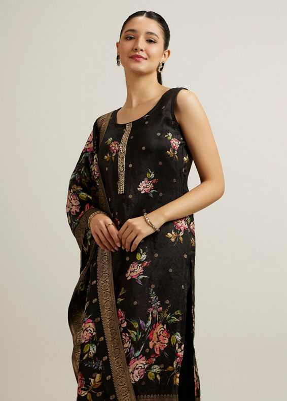 Mohey Women Carbon Black Floral Patterned Straight Suit