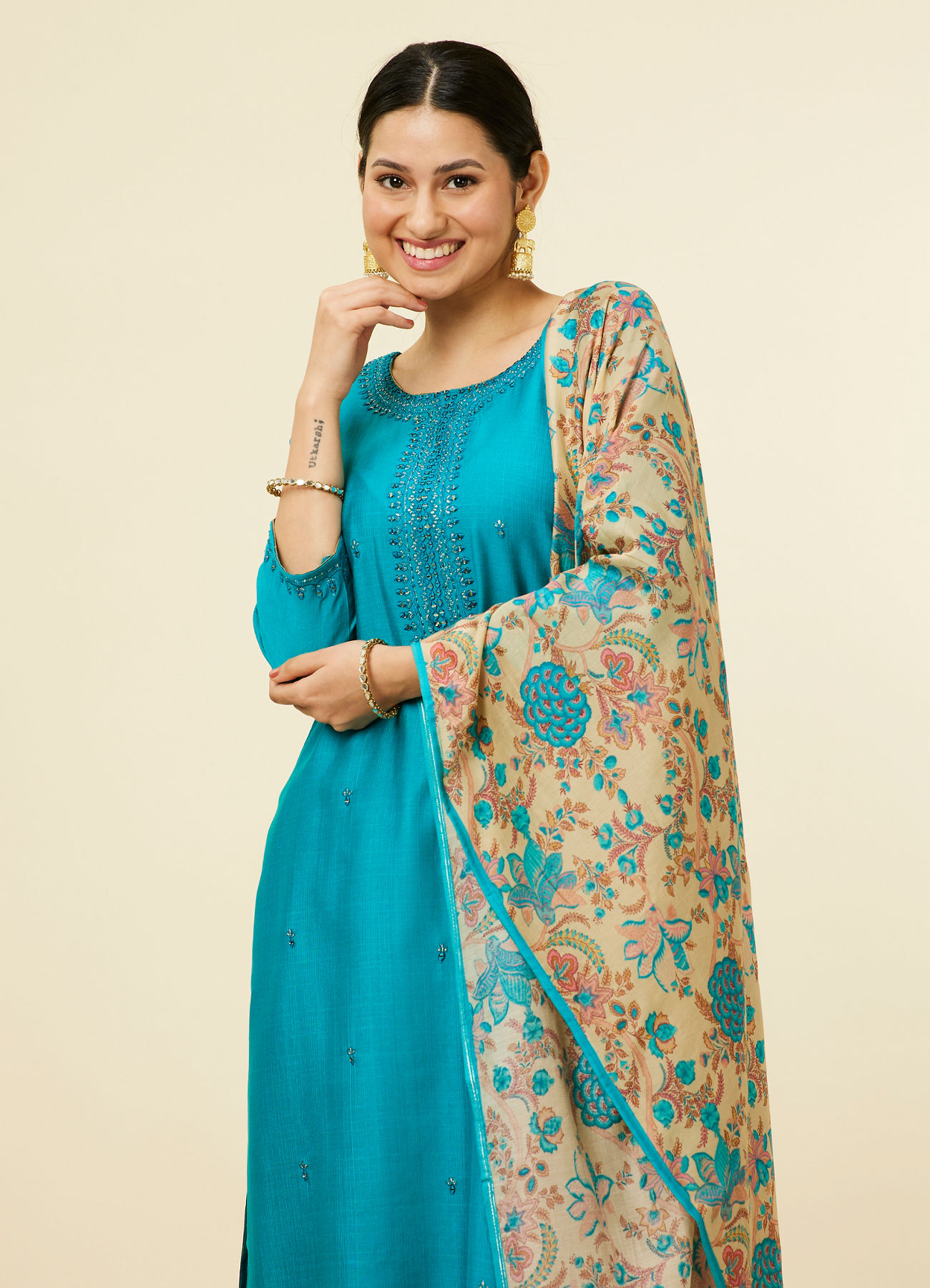 Mohey Women Teal Blue Bel Buti Patterned Stitched Suit