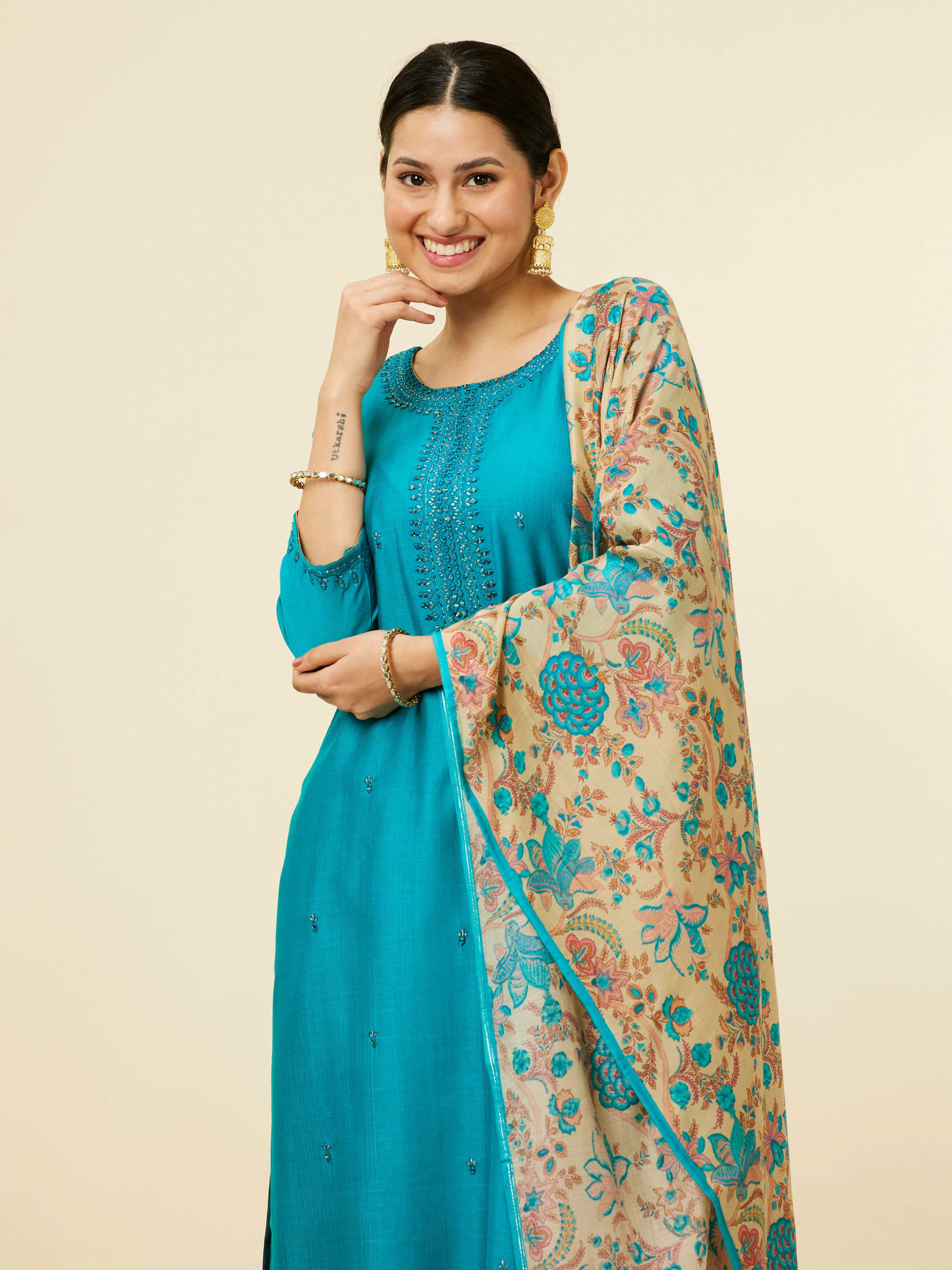 Mohey Women Teal Blue Bel Buti Patterned Stitched Suit