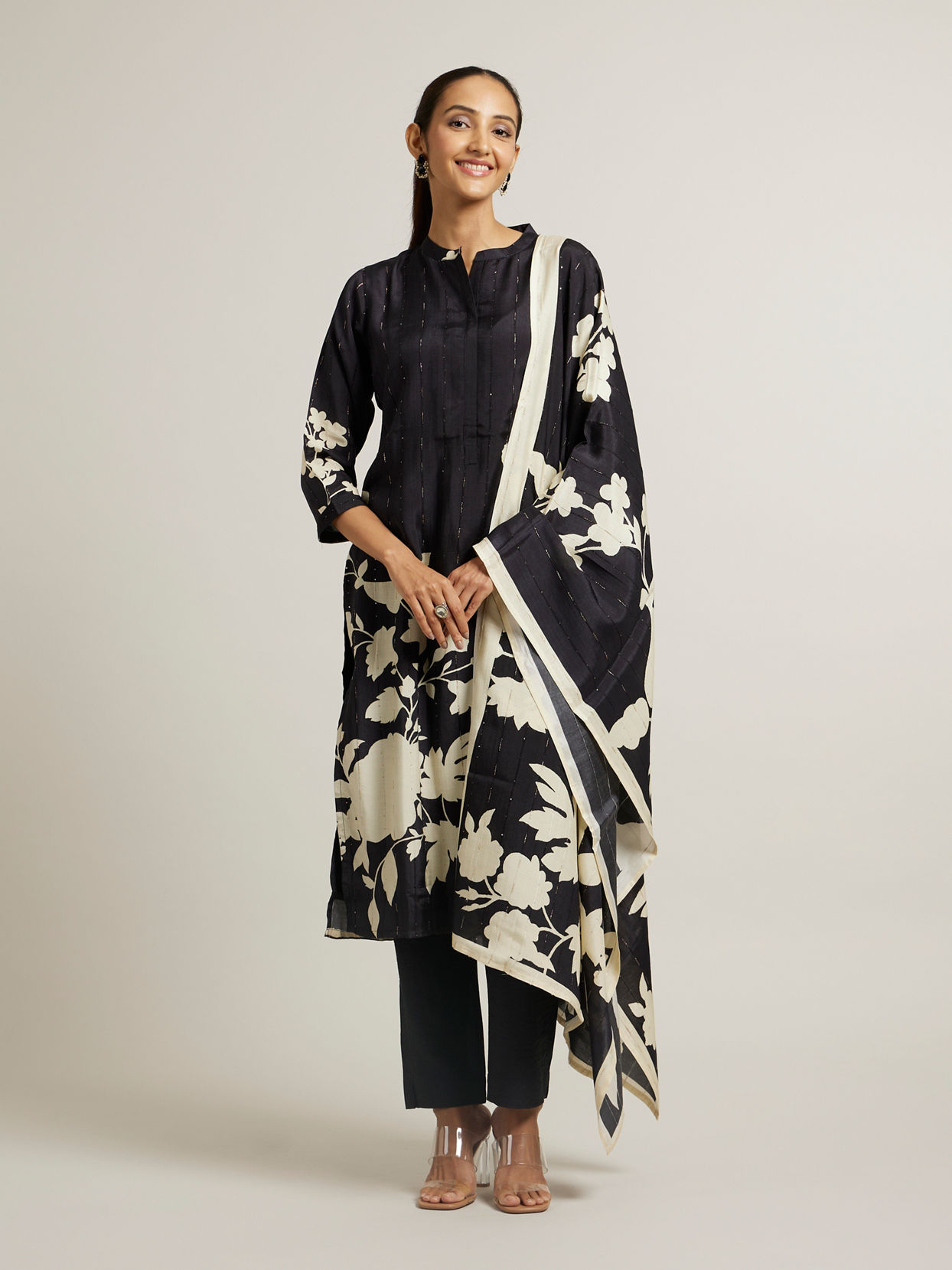 alt message - Mohey Women Ebony Black Floral Printed Stitched Suit image number 0