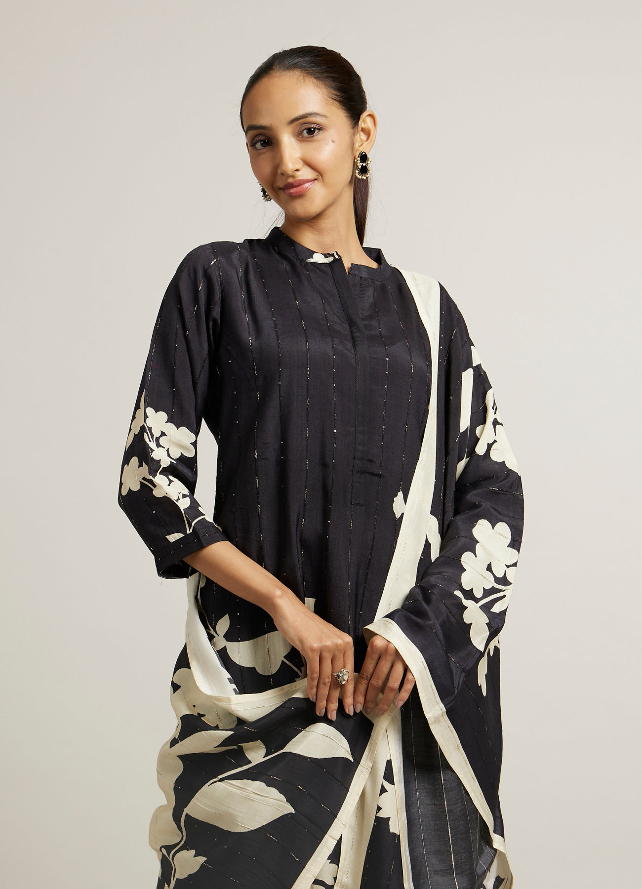 Mohey Women Ebony Black Floral Printed Stitched Suit