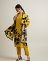 Mohey Women Beige Floral Patterned Straight Suit