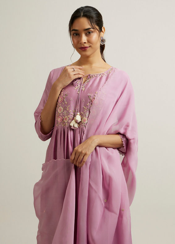 Mohey Women Purple Floral Embroidered Straight Suit