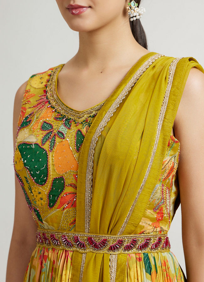 Mohey Women Dazzling Green Anarkali Suit