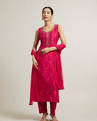 Mohey Women Rani Pink Floral Print Straight Suit with Shimmery Stripes