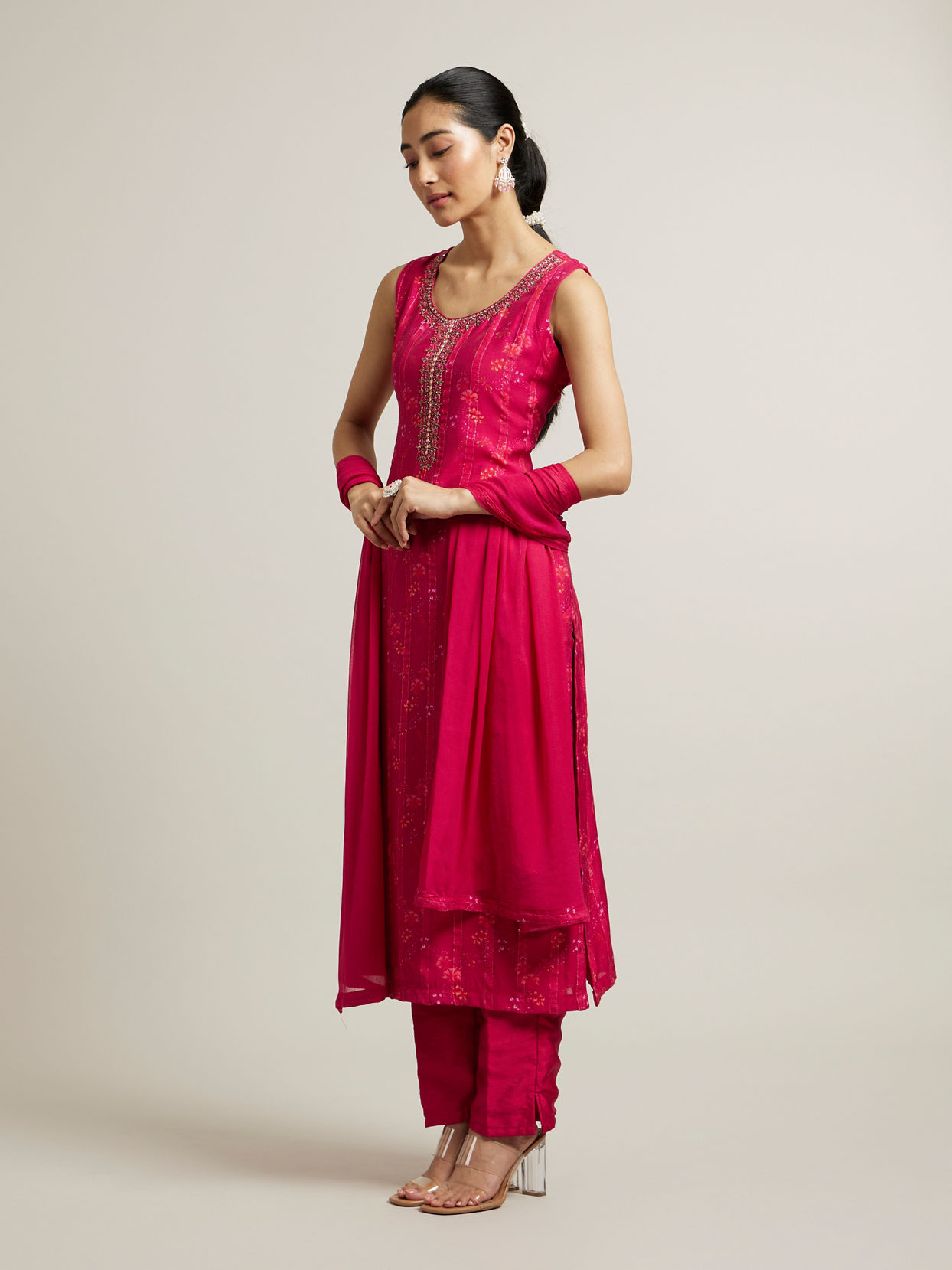 Mohey Women Rani Pink Floral Print Straight Suit with Shimmery Stripes