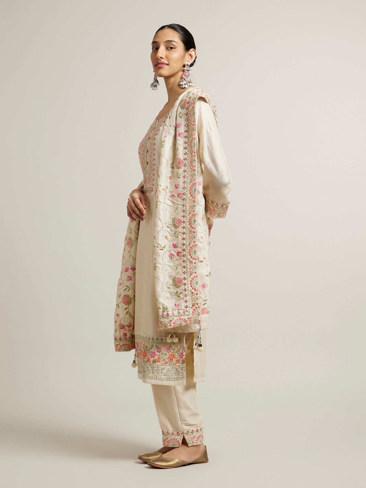 Mohey Women Light Cream Floral Embroidered Suit with Sequin Work