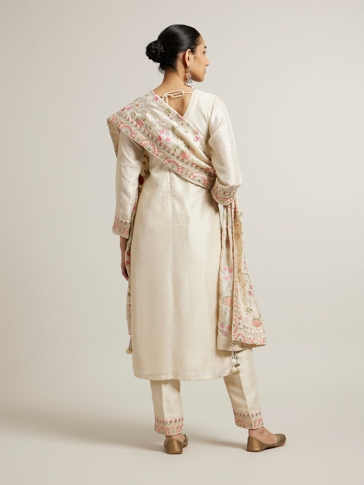 Mohey Women Light Cream Floral Embroidered Suit with Sequin Work