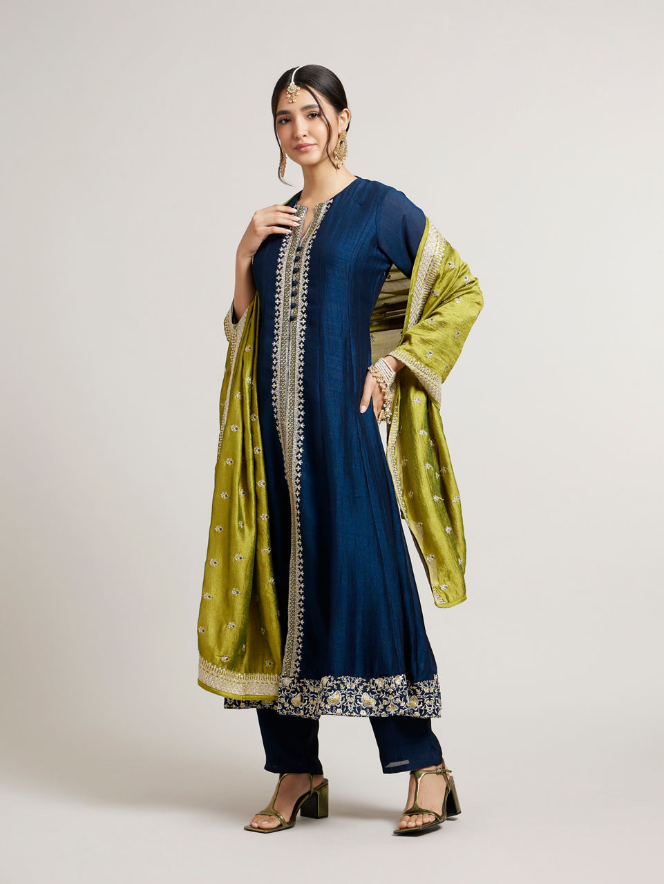 Mohey Women Teal Blue Anarkali Suit Set with Linear Buta Embroidered Kurta & Potli Button Trims
