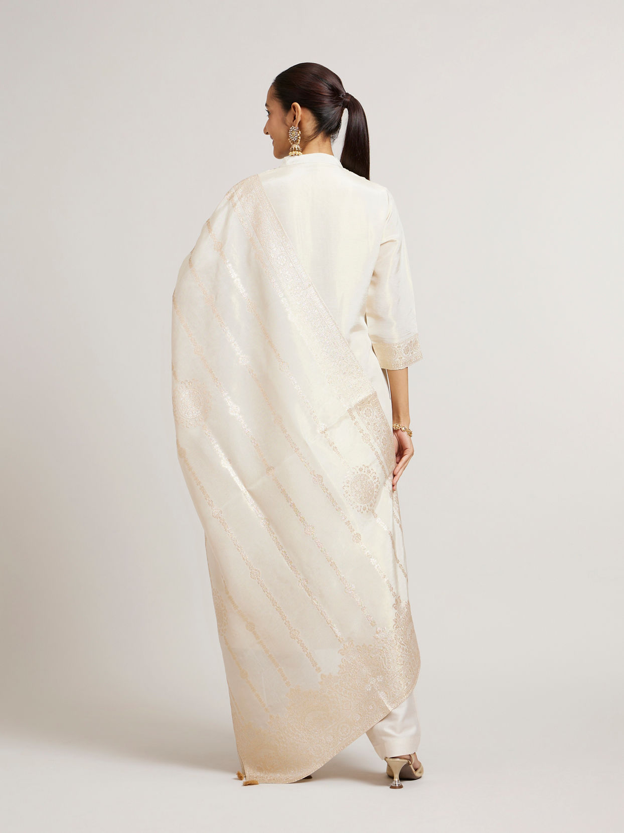 Mohey Women Soft Cream Straight Suit Set with Buta Pattern in Dull Gold Zari Work