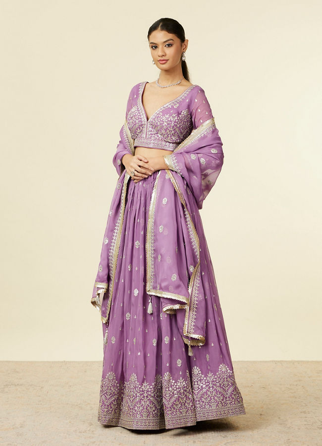 alt message - Mohey Women Purple Bel Buti Floral Patterned Lehenga Lehenga image number 2