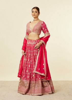 alt message - Mohey Women Rani Pink Imperial Floral Buta Patterned Lehenga Lehenga with Mirror work image number 1