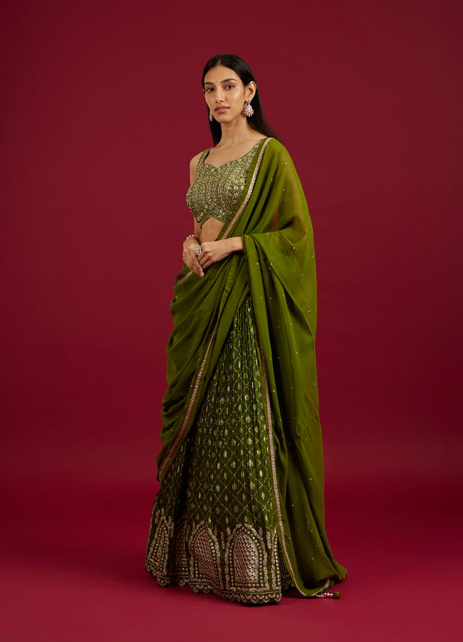 Mohey Women Green Art Silk Lehenga with Mirror Work image number 2