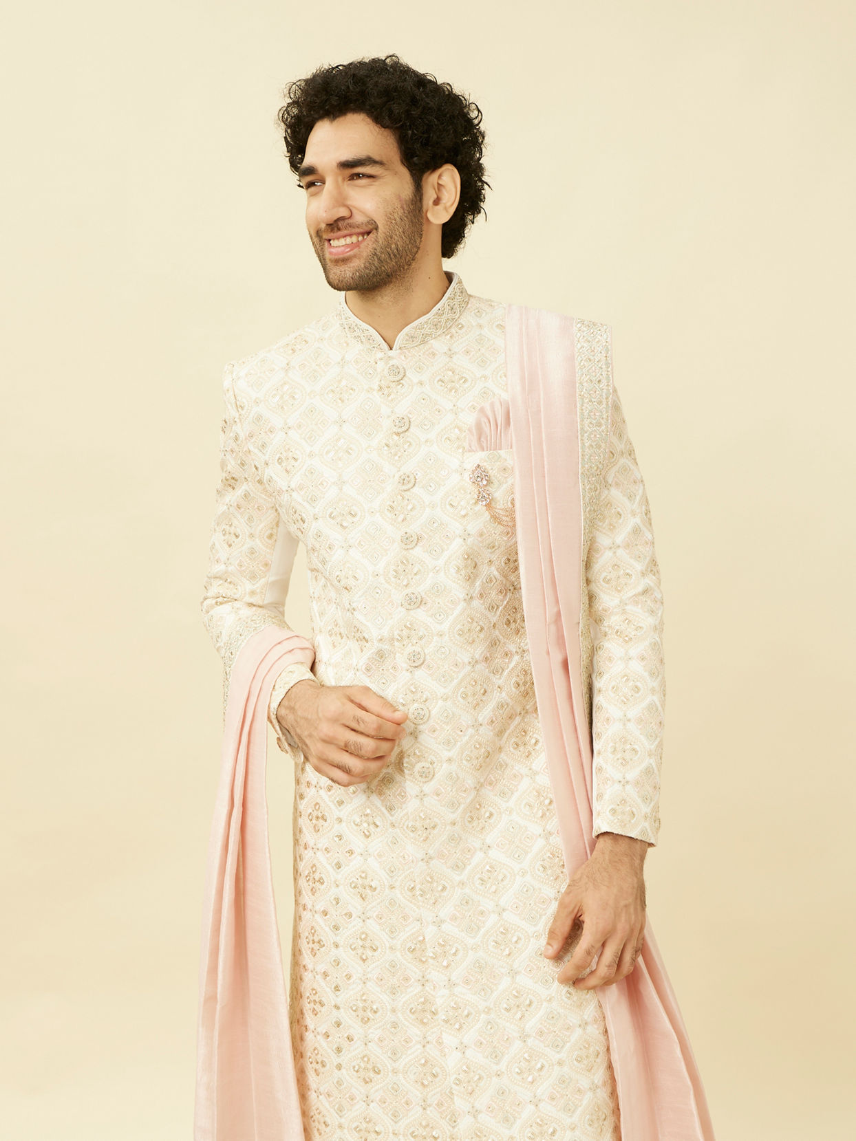 alt message - Manyavar Men Whisper White Ogee Patterned Sherwani Set image number 0