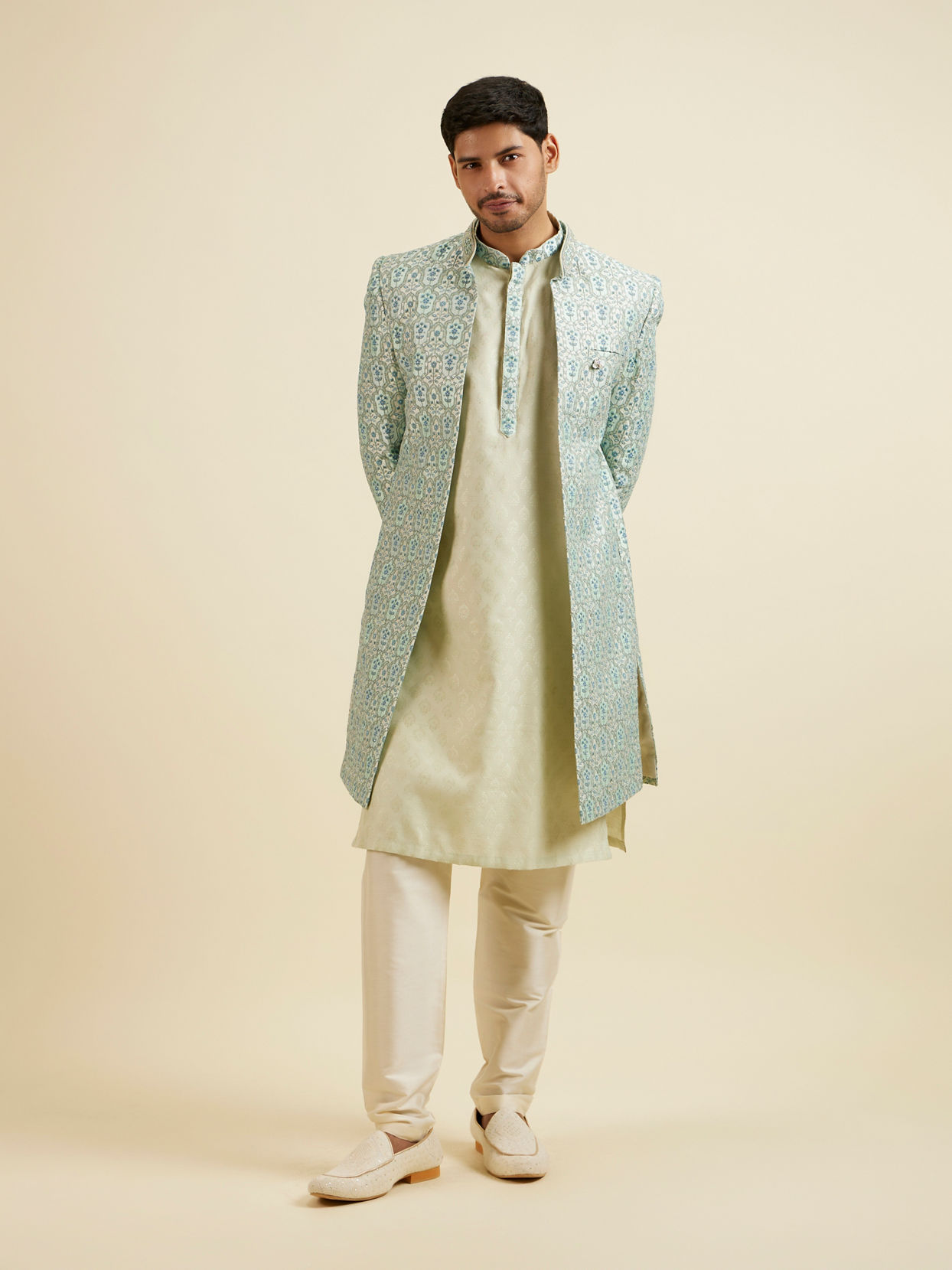 alt message - Manyavar Men Aqua Green Floral Motif Sherwani Set image number 3