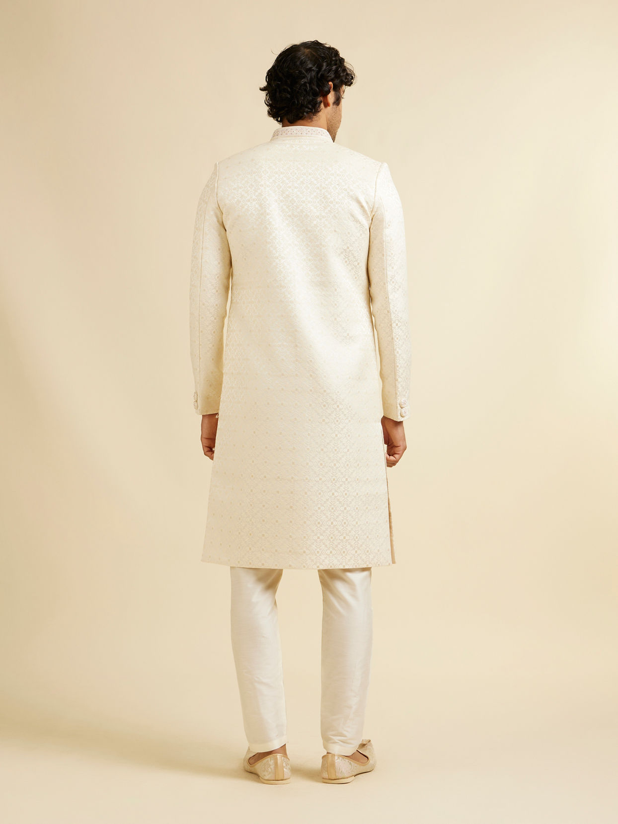 Manyavar Men Lush Cream Regale Sherwani