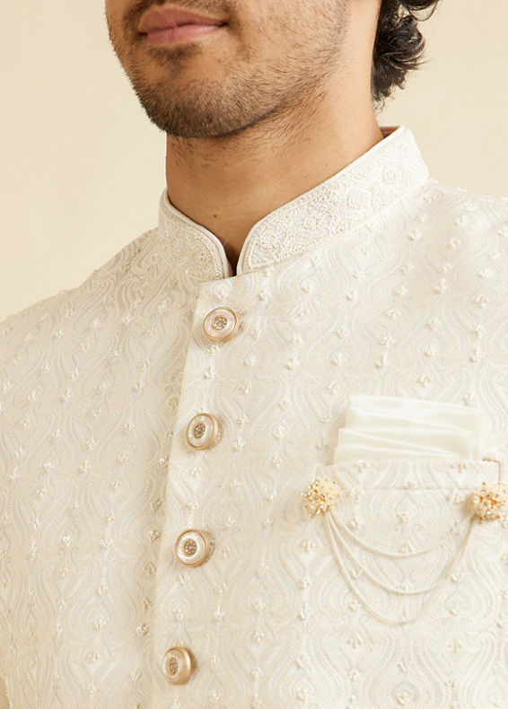 Manyavar Men Warm White Ogee Jaal Patterned Sherwani Set