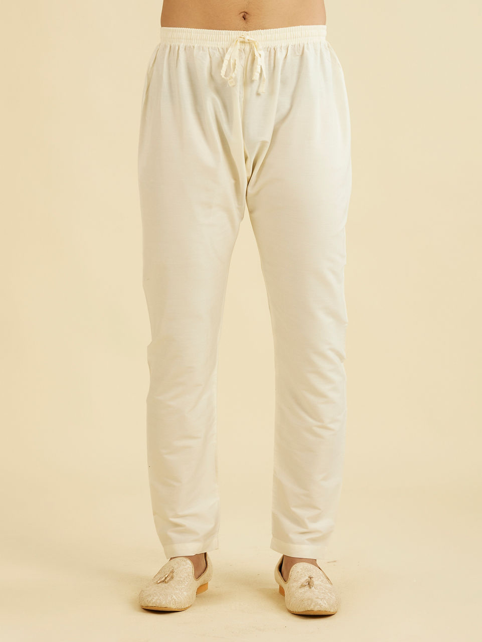 Manyavar Men Warm White Bel Buti Patterned Sherwani Set with Sequin Embellishment