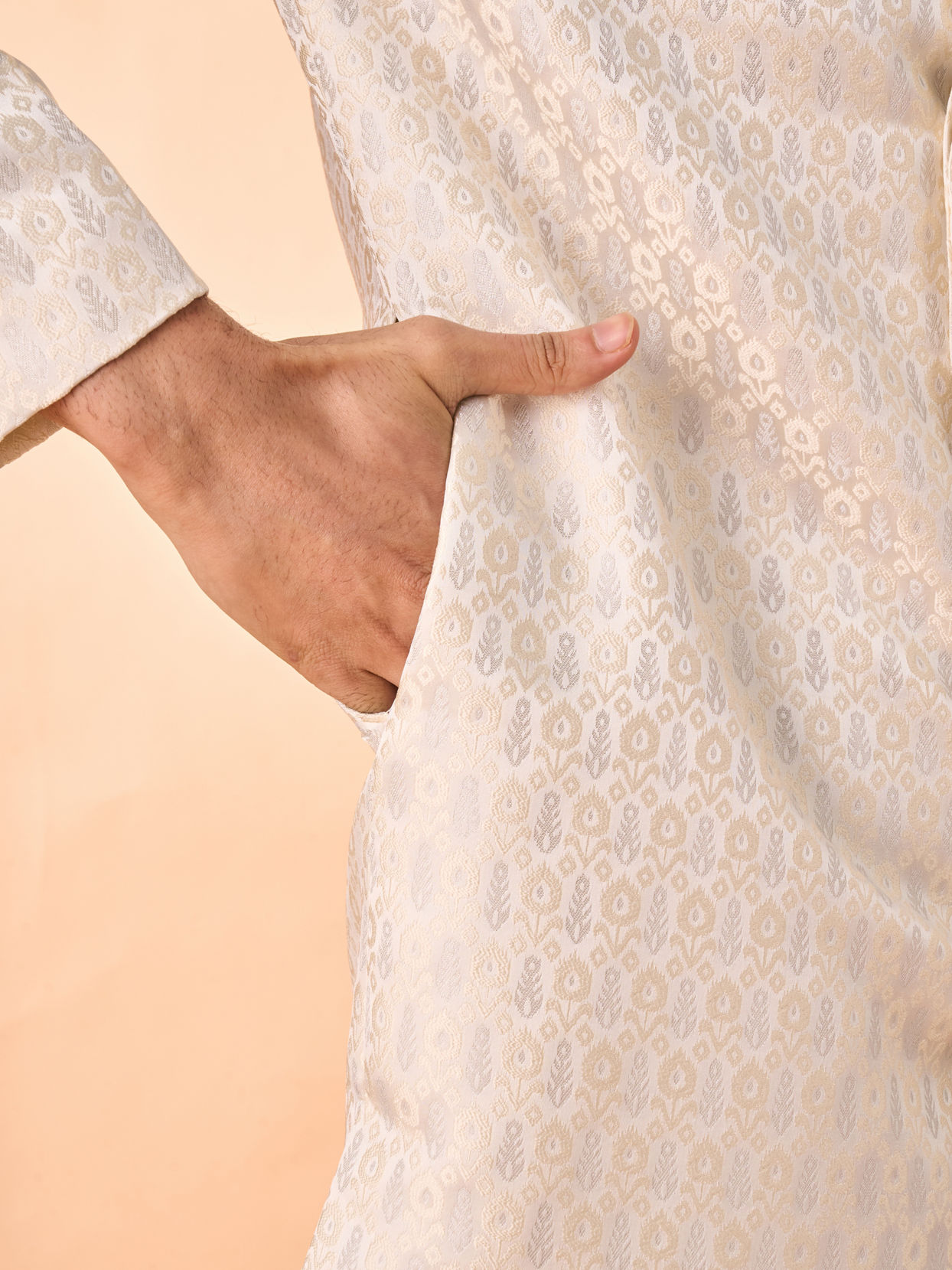 Manyavar Men Cream Radiance Sherwani