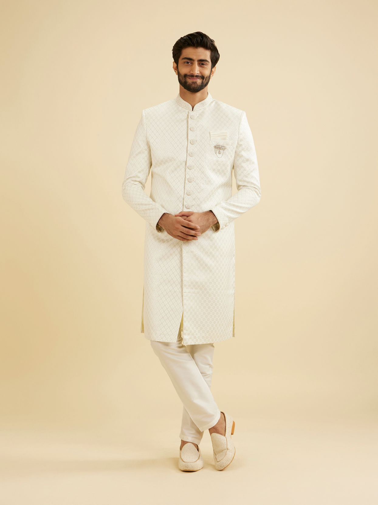 Manyavar Men Warm White Ogee Patterned Sherwani Set with Embellished Collar