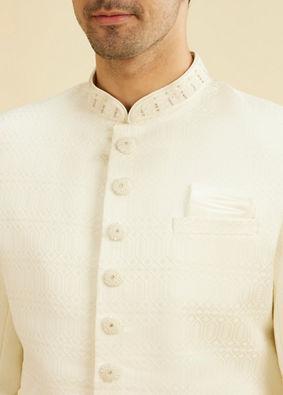 Manyavar Men Warm White Honeycomb & Leaf Patterned Sherwani Set