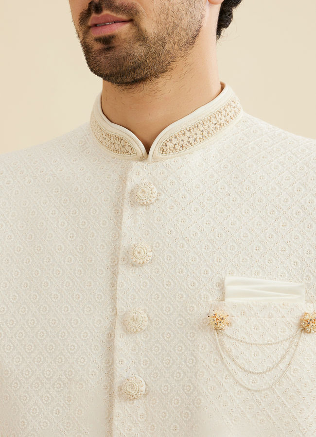 Manyavar Men Efervescencia Warm White Sherwani