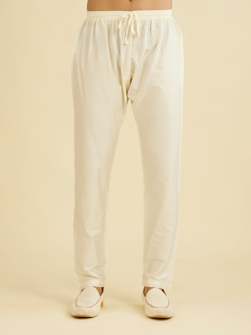 Manyavar Men Cream Glory Sherwani