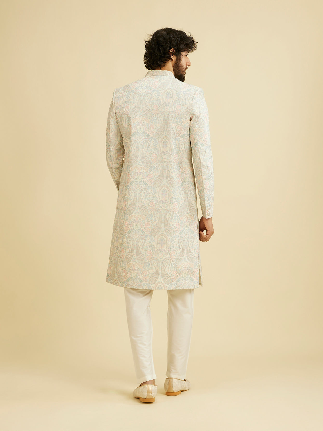 Manyavar Men Pista Green Elegance Sherwani image number 5