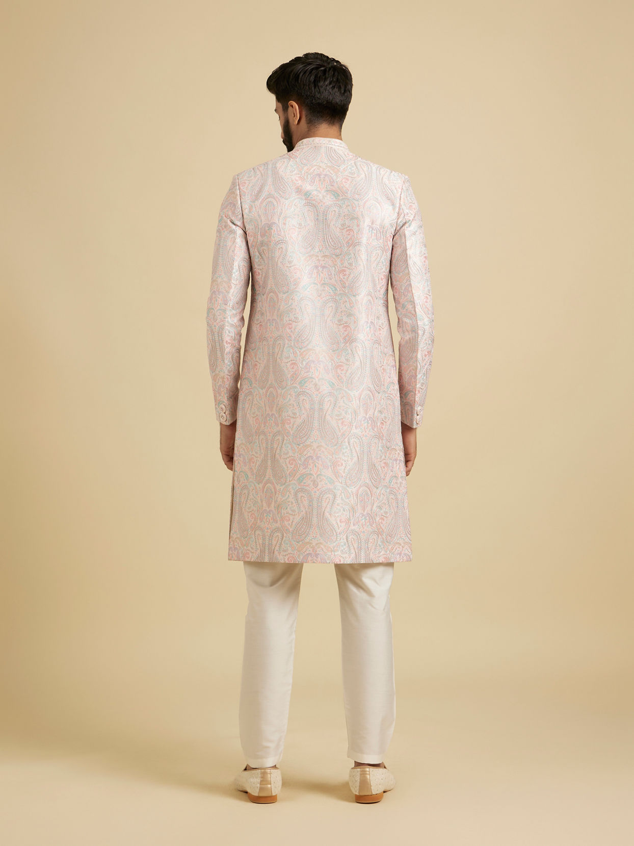 Manyavar Men Majestic Pink Sherwani image number 5