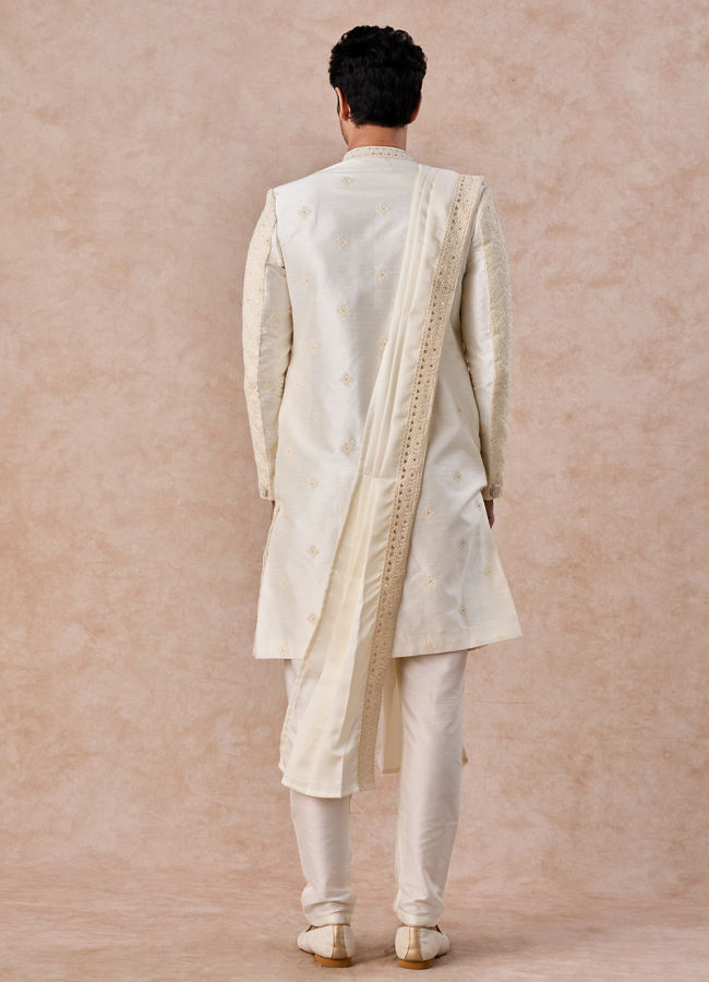 Manyavar Men Cream Luxurious Sherwani