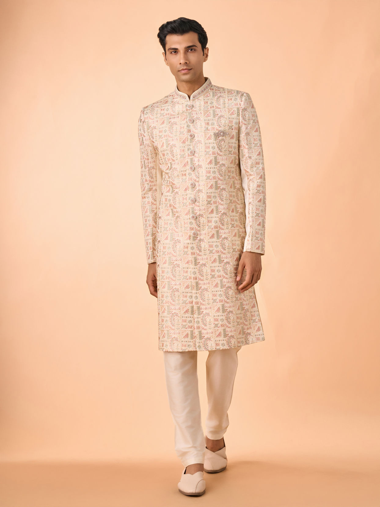 Manyavar Men Resplendent Cream Sherwani