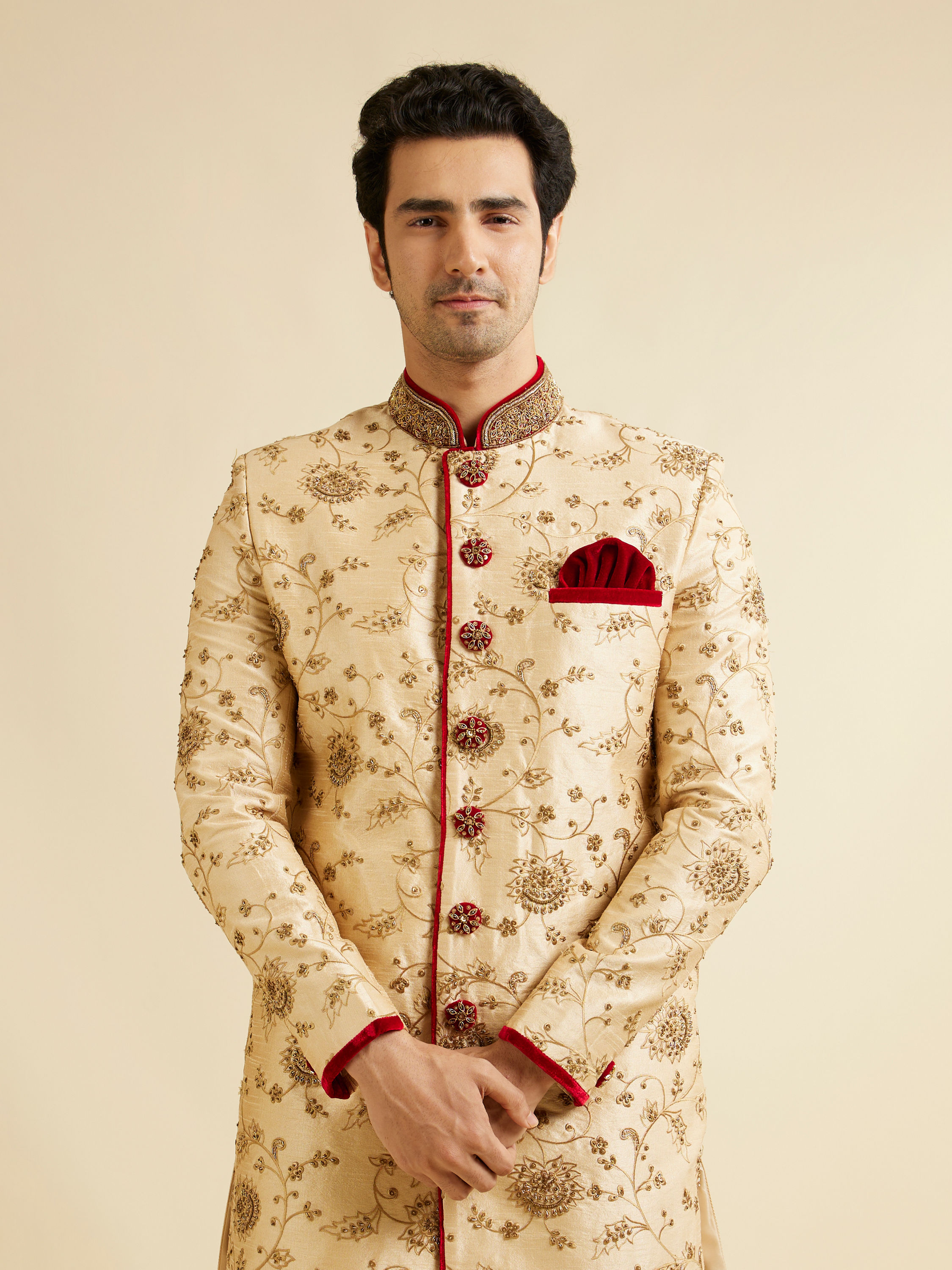 Manyavar Men Majestic Embroidered Traditional Sherwani