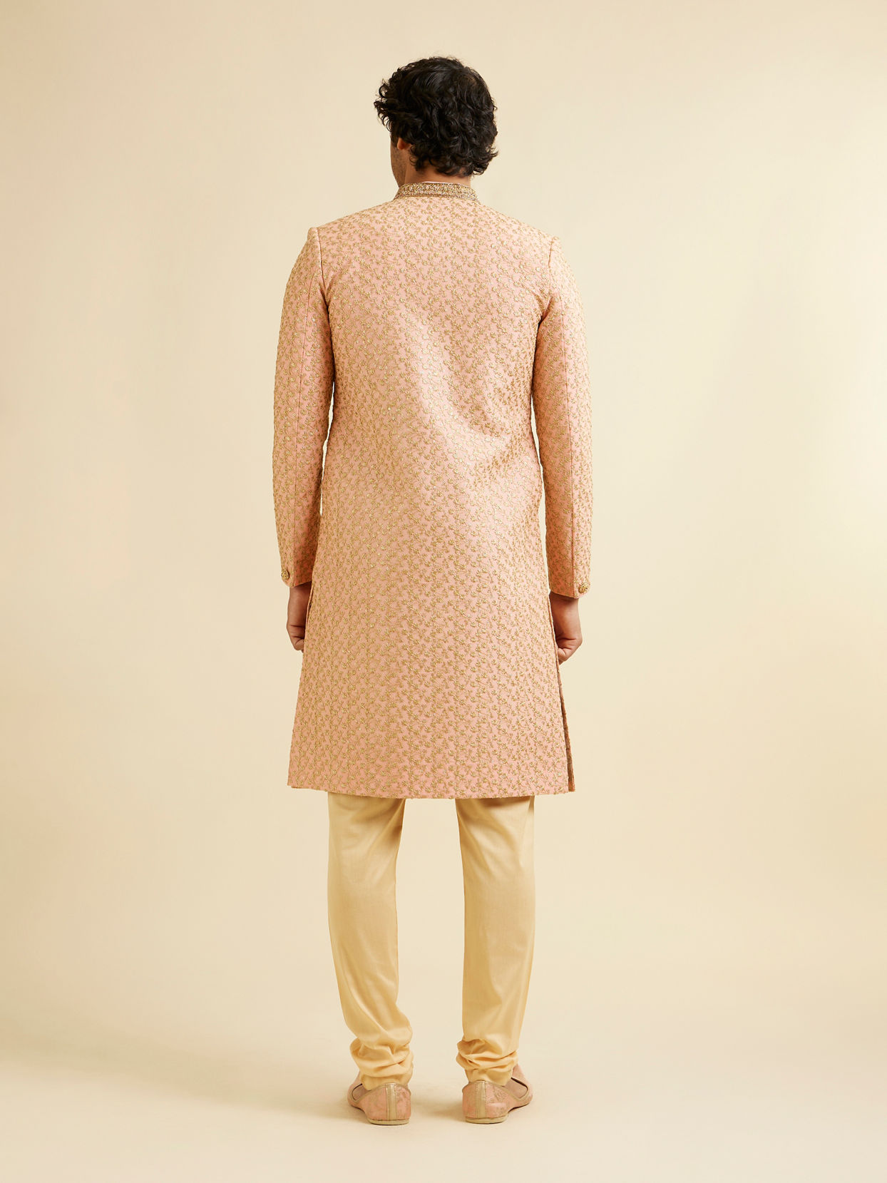 Manyavar Men Glamorous Gajaree Sherwani