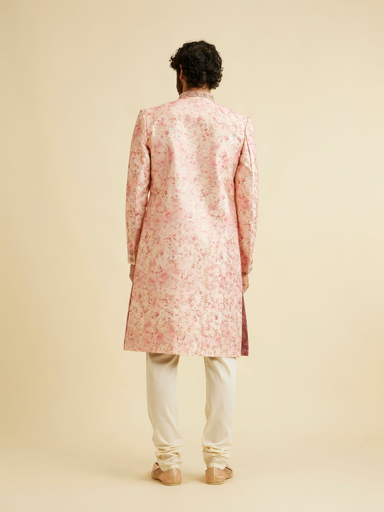 alt message - Manyavar Men Exquisite Pastel Pink Sherwani image number 5