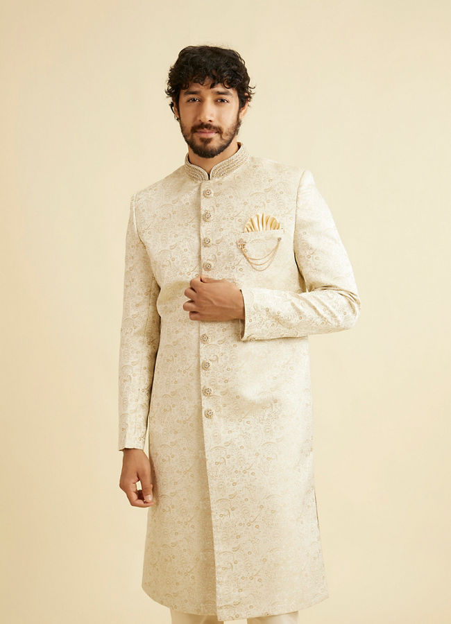 alt message - Manyavar Men Shell White Paisley Patterned Sherwani Set image number 0