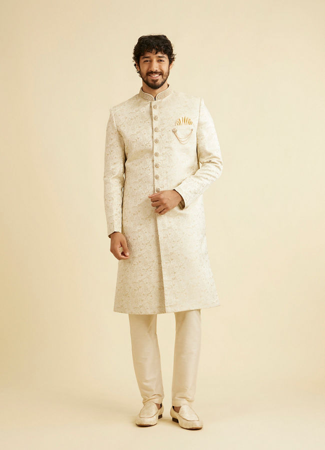 Manyavar Men Shell White Paisley Patterned Sherwani Set