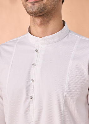 Manyavar Men Elegant White Short Kurta