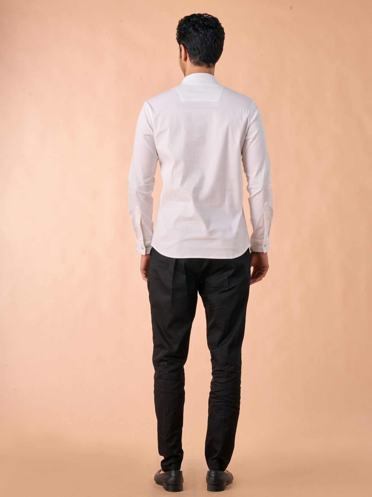 Manyavar Men Elegant White Short Kurta