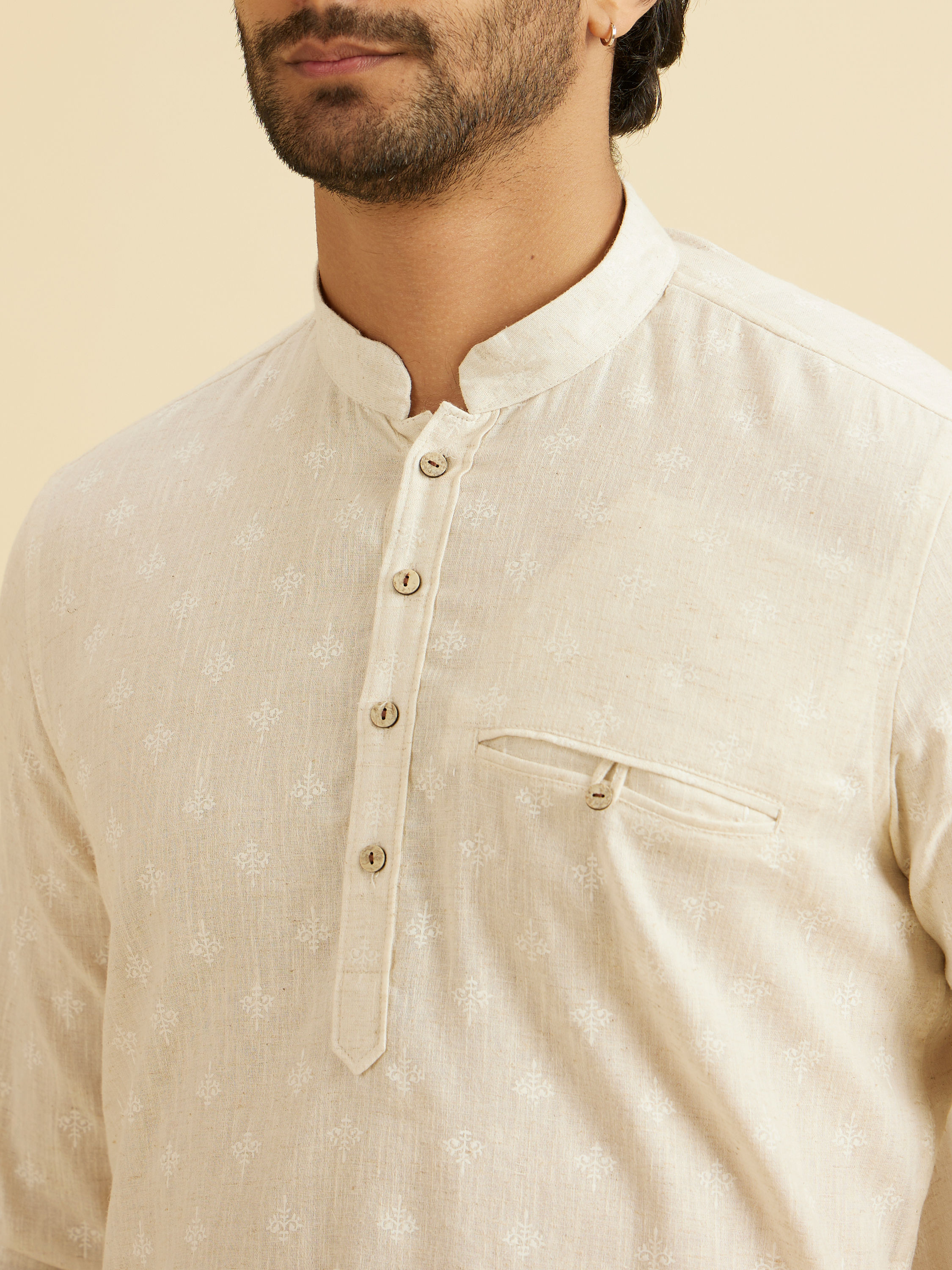 Manyavar Men Exquisite Cream Linen Kurta