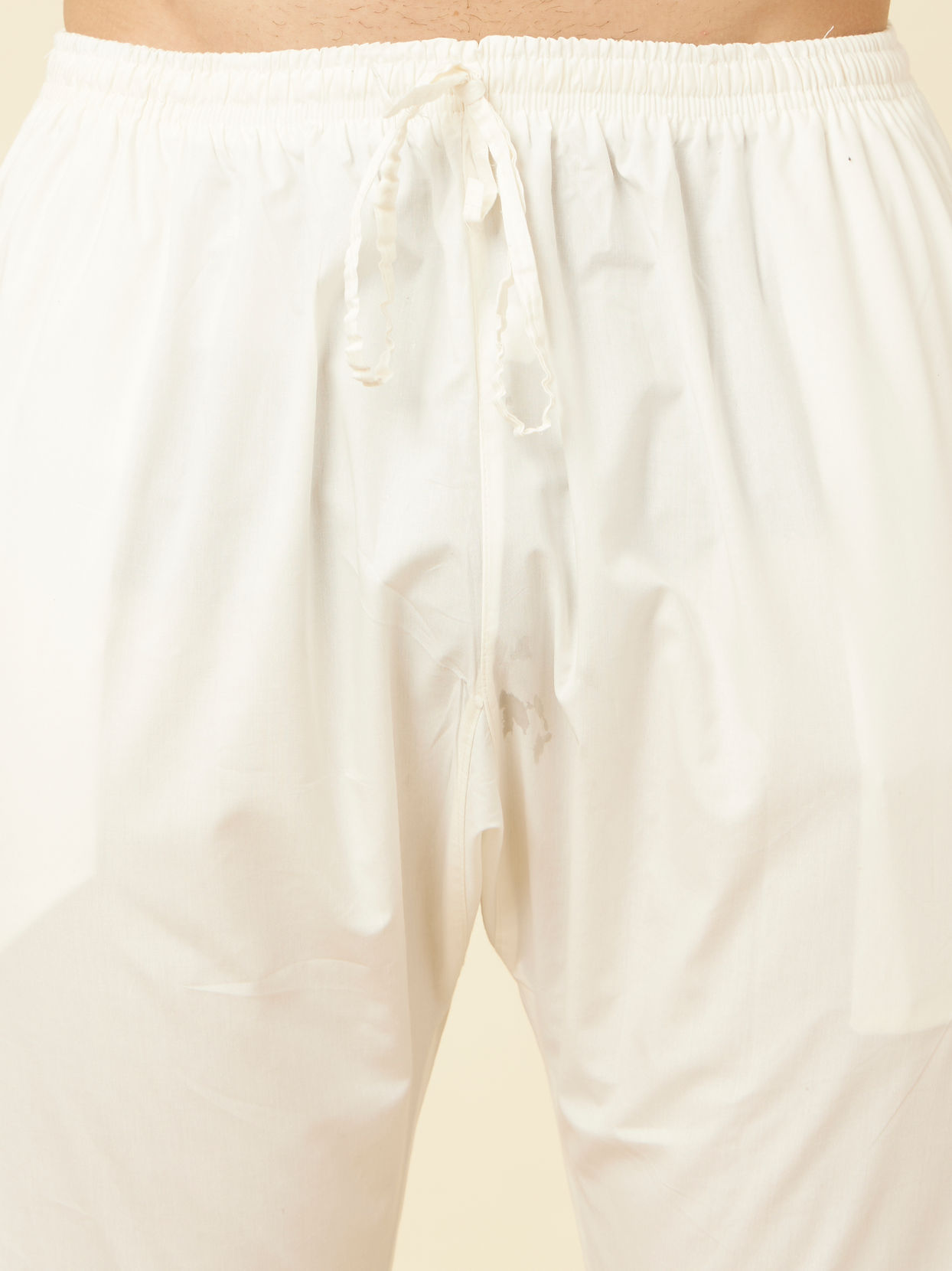 Manyavar Men Off White Pencil Cut Pajama