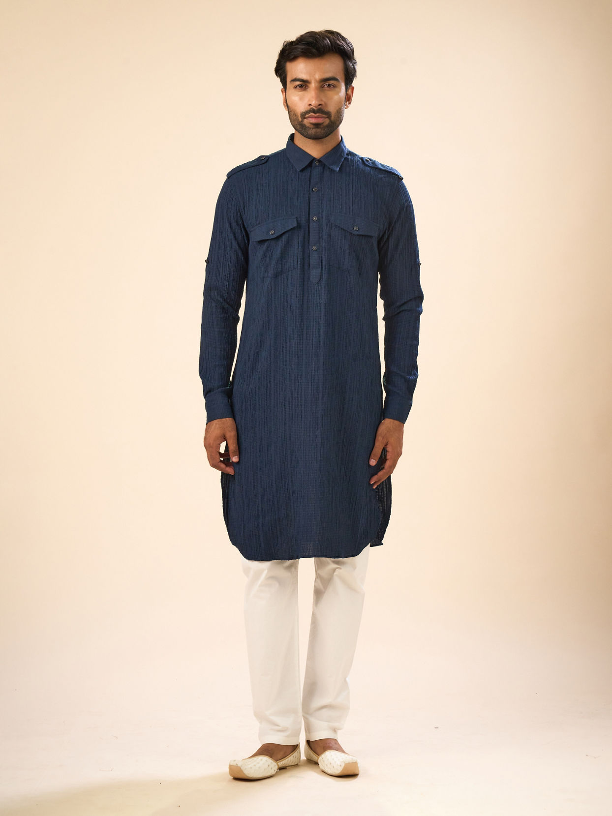 Manyavar Men Majestic Dark Blue Pathani Kurta
