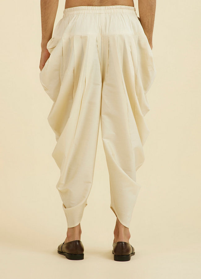 Manyavar Men Cream Majestic Patiala