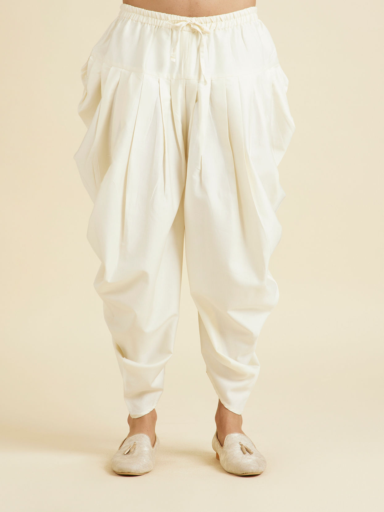 Manyavar Men Elegant Cream Cotton Patiala