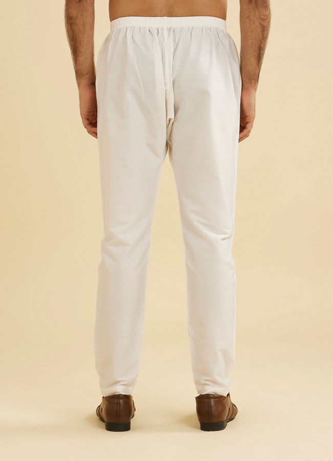 Manyavar Men Pristine White Elegance Pyjama image number 2