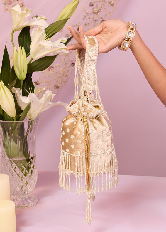 Mohey Women Fawn Art Silk Potli Bag