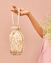 Mohey Women Elegant Cream Bag