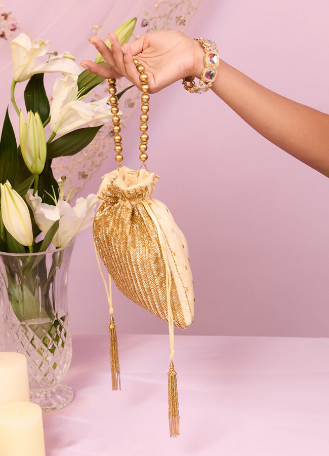 Mohey Women Gold Potli Bag